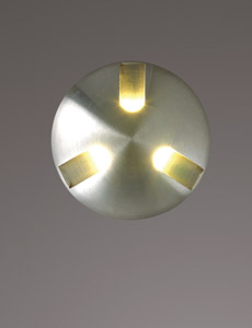 LED  3() ߵ߿